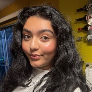 Meet your Posher, Galilea